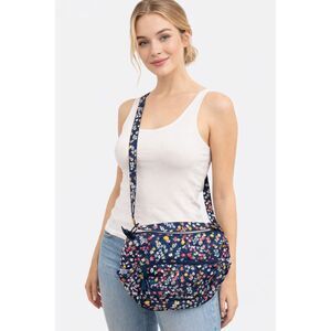 Vera Bradley Quilted Floral Crossbody Shoulder Bag Zip Pockets Adjustable Strap